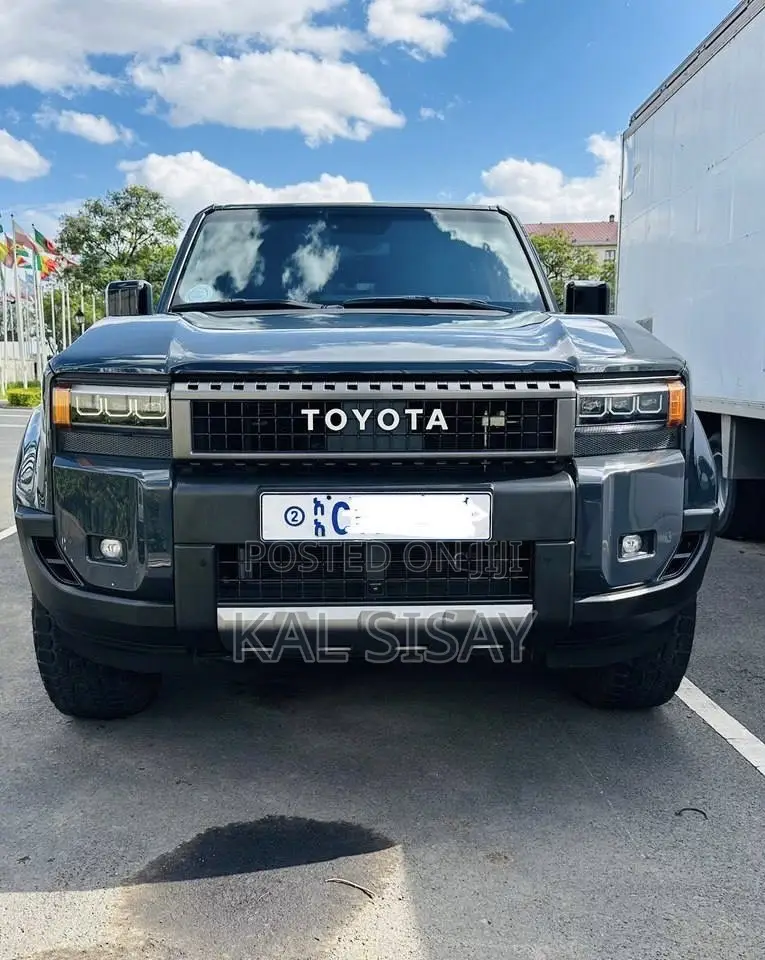 New Toyota Land Cruiser Prado 2024 Gray