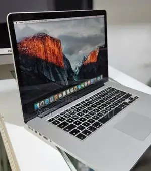 New Laptop Apple MacBook Pro 2015 16GB Intel Core i7 SSD 256GB