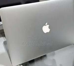New Laptop Apple MacBook Pro 2015 16GB Intel Core i7 SSD 256GB