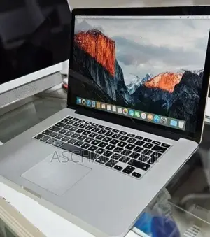 New Laptop Apple MacBook Pro 2015 16GB Intel Core i7 SSD 256GB