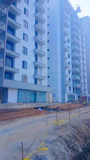 5bdrm Apartment In ግዮን ሆምስ/Ghion Gass, Kirkos For Sale