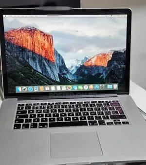 New Laptop Apple MacBook Pro 2015 16GB Intel Core i7 SSD 256GB