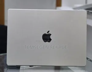 New Apple MacBook Pro 2025 M5 14-inch 16GB Apple M5 Pro SSD 512GB