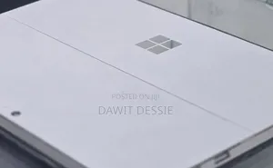 New Laptop Microsoft Surface Pro 4 8GB Intel Core i5 SSD 256GB