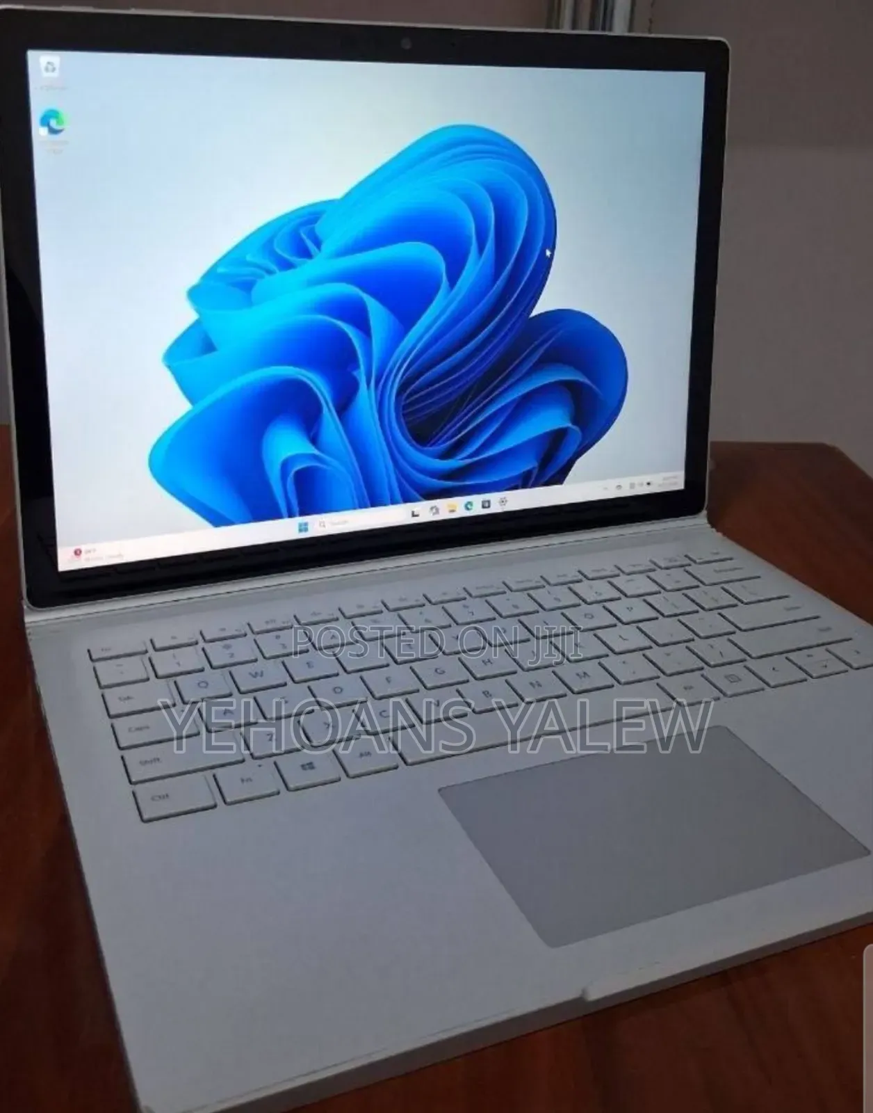 New Laptop Microsoft Surface Book 2 16GB Intel Core i7 SSD 512GB