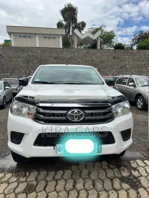 Toyota Hilux Revo Single Cab Deisel 2.4 RWD 2017 White
