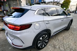 BYD Song Plus 2025 White