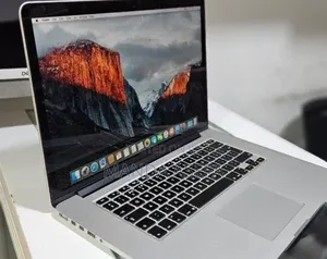 New Laptop Apple MacBook Pro 2015 16GB Intel Core i5 SSD 256GB