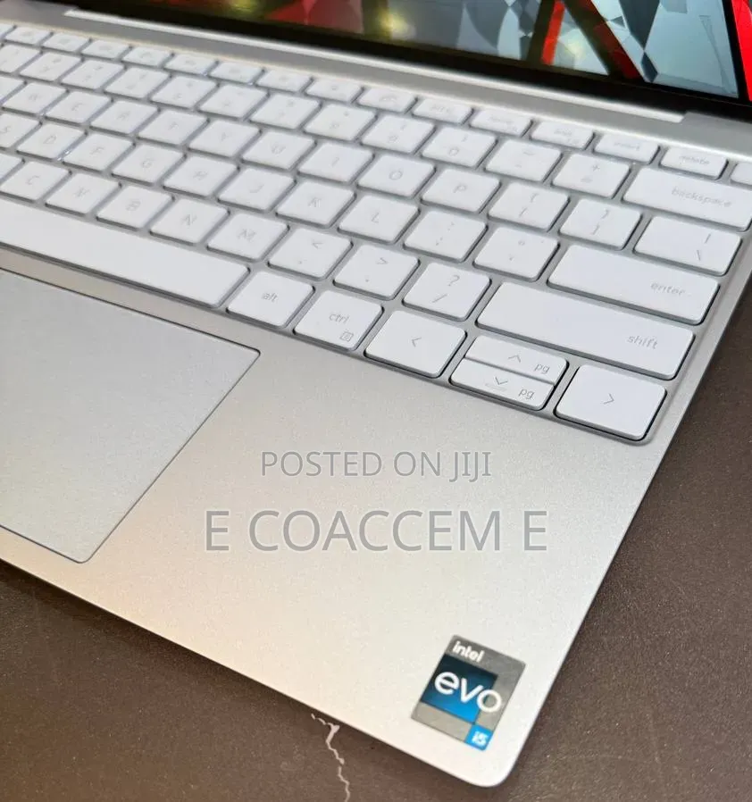 New Laptop Dell 8GB Intel Core i5 SSD 256GB