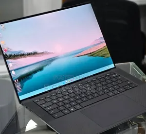 New Laptop Dell 16GB Intel Core i7 SSD 512GB