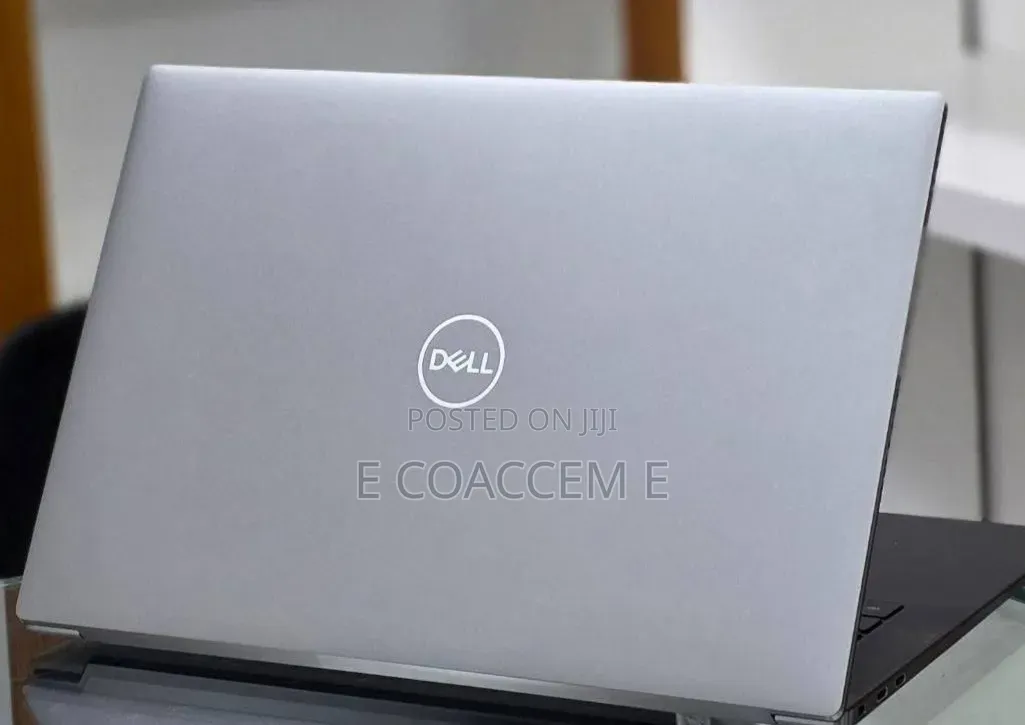 New Laptop Dell 16GB Intel Core i7 SSD 512GB