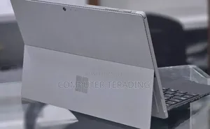 New Laptop Microsoft Surface Pro 4 8GB Intel Core i5 SSD 256GB