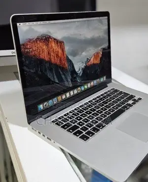 New Laptop Apple MacBook Pro 2015 16GB Intel Core i7 SSD 256GB