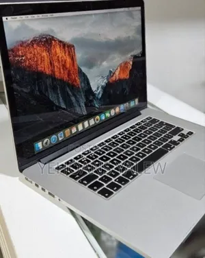 New Laptop Apple MacBook Pro 2015 16GB Intel Core i7 SSD 256GB