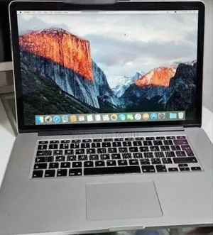 New Laptop Apple MacBook Pro 2015 16GB Intel Core i7 SSD 256GB