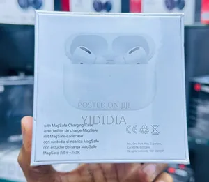 ‎ White Apple Airpods Pro – Wireless Charging Case