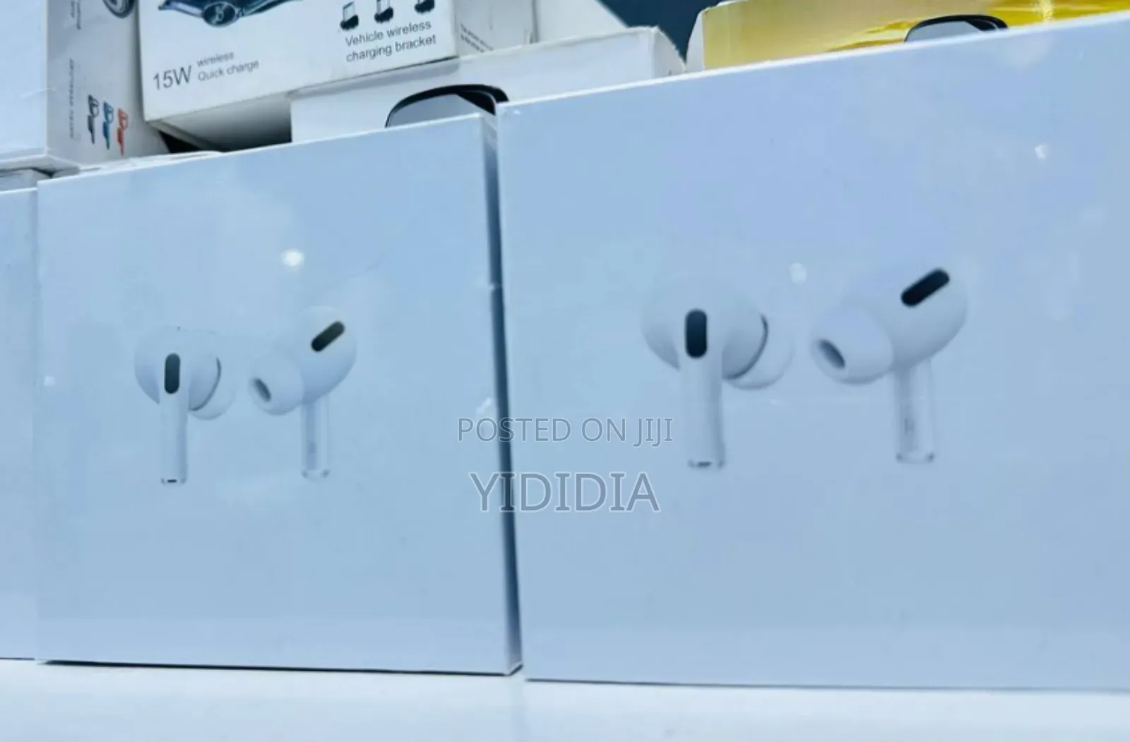 ‎ White Apple Airpods Pro – Wireless Charging Case