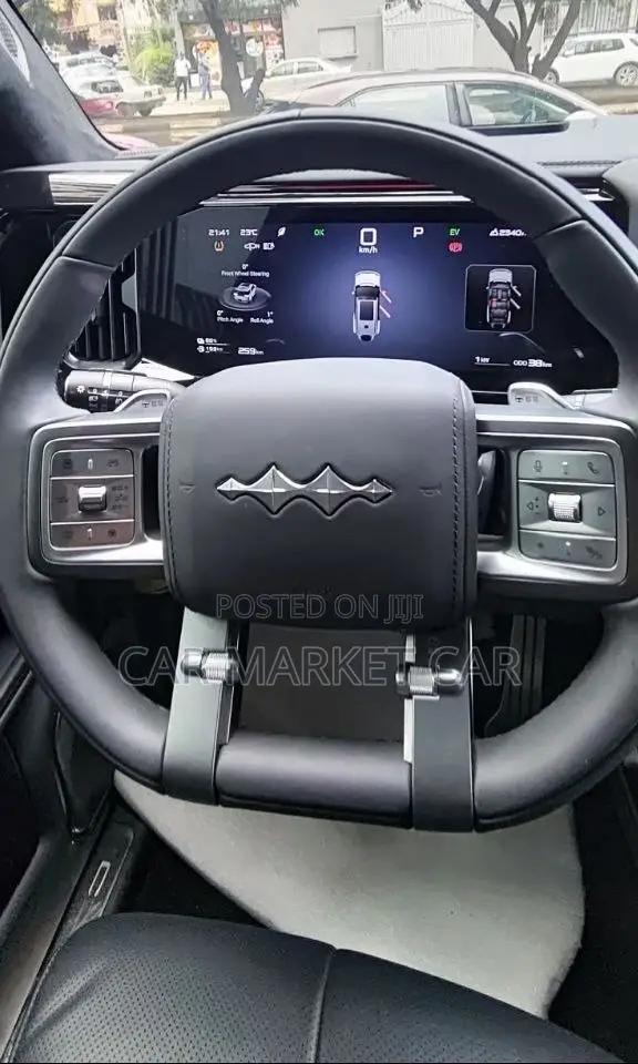 BYD Leopard 8 2.0 Hybrid AWD 2025 Black