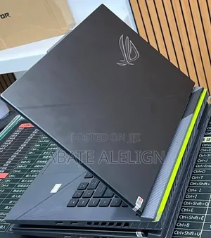 New Laptop Asus ROG Strix G15 16GB Intel Core i9 SSD 1T