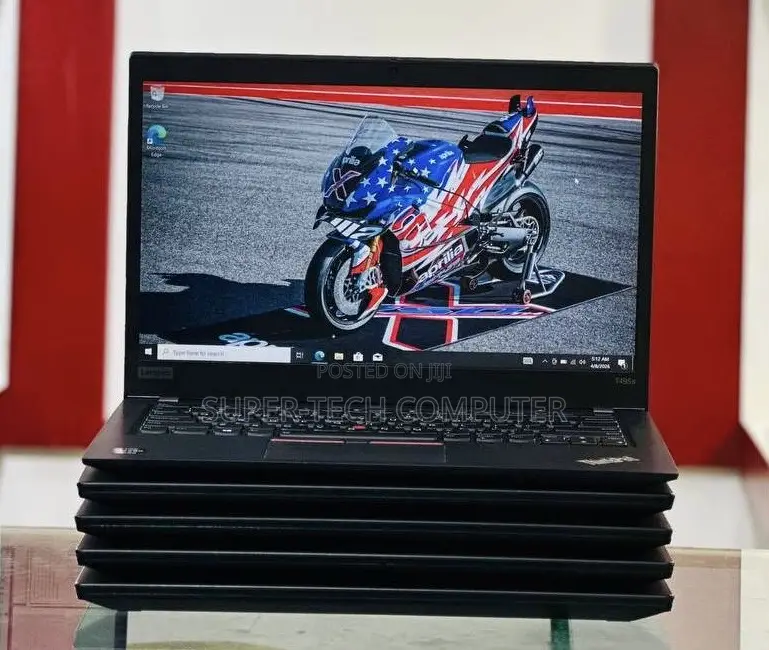 New Laptop Lenovo ThinkPad t495s 16GB AMD Ryzen 7 SSD 512GB