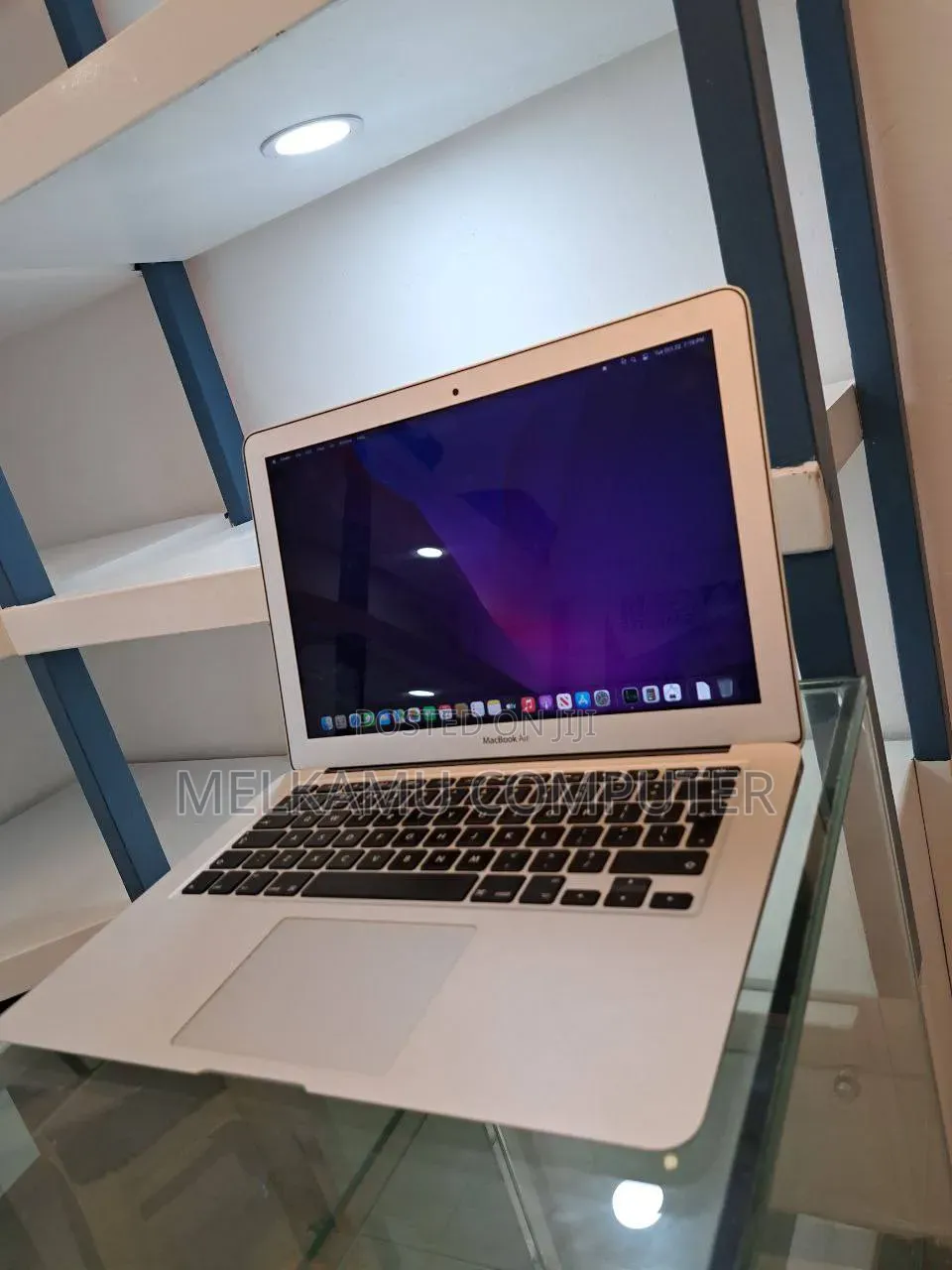 New Laptop Apple MacBook Air 2017 8GB Intel Core i5 SSD 128GB