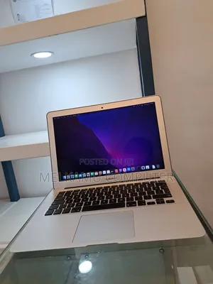 New Laptop Apple MacBook Air 2017 8GB Intel Core i5 SSD 128GB