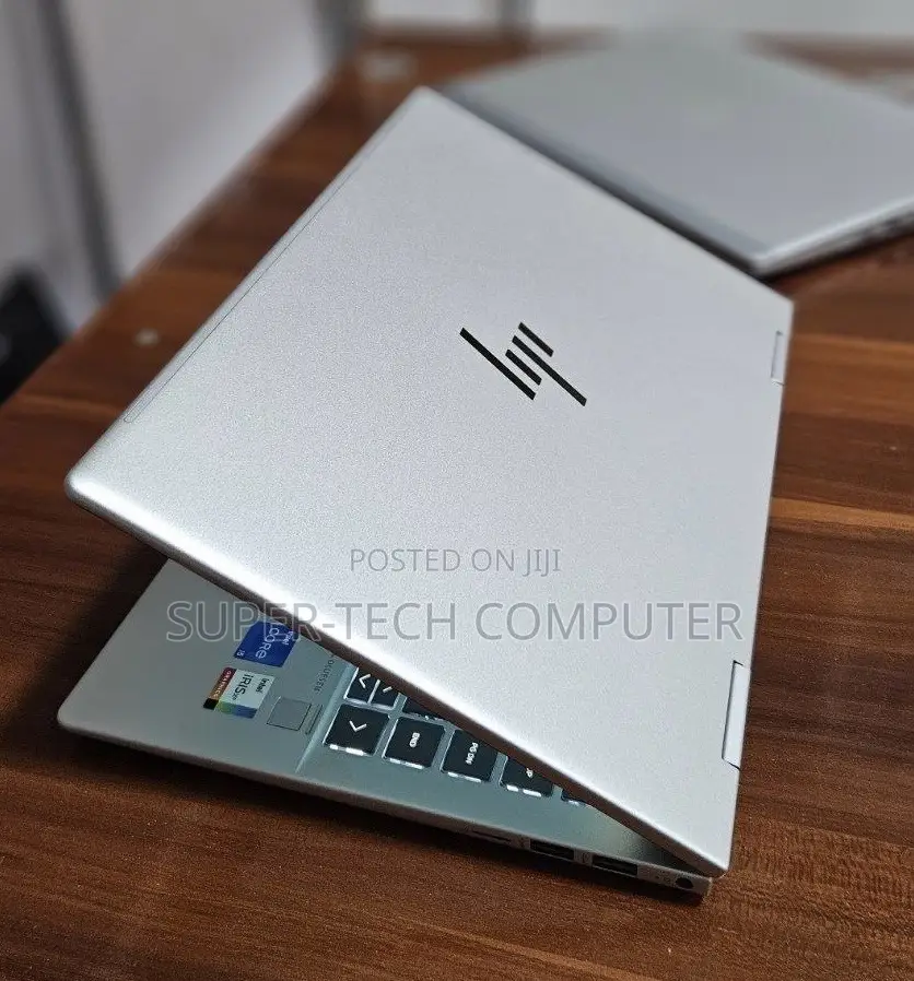 New Laptop HP Envy X360 8GB Intel Core i5 SSD 512GB