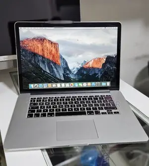 New Laptop Apple MacBook 2015 16GB Intel Core i7 SSD 256GB