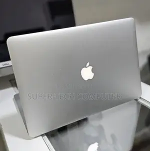 New Laptop Apple MacBook 2015 16GB Intel Core i7 SSD 256GB
