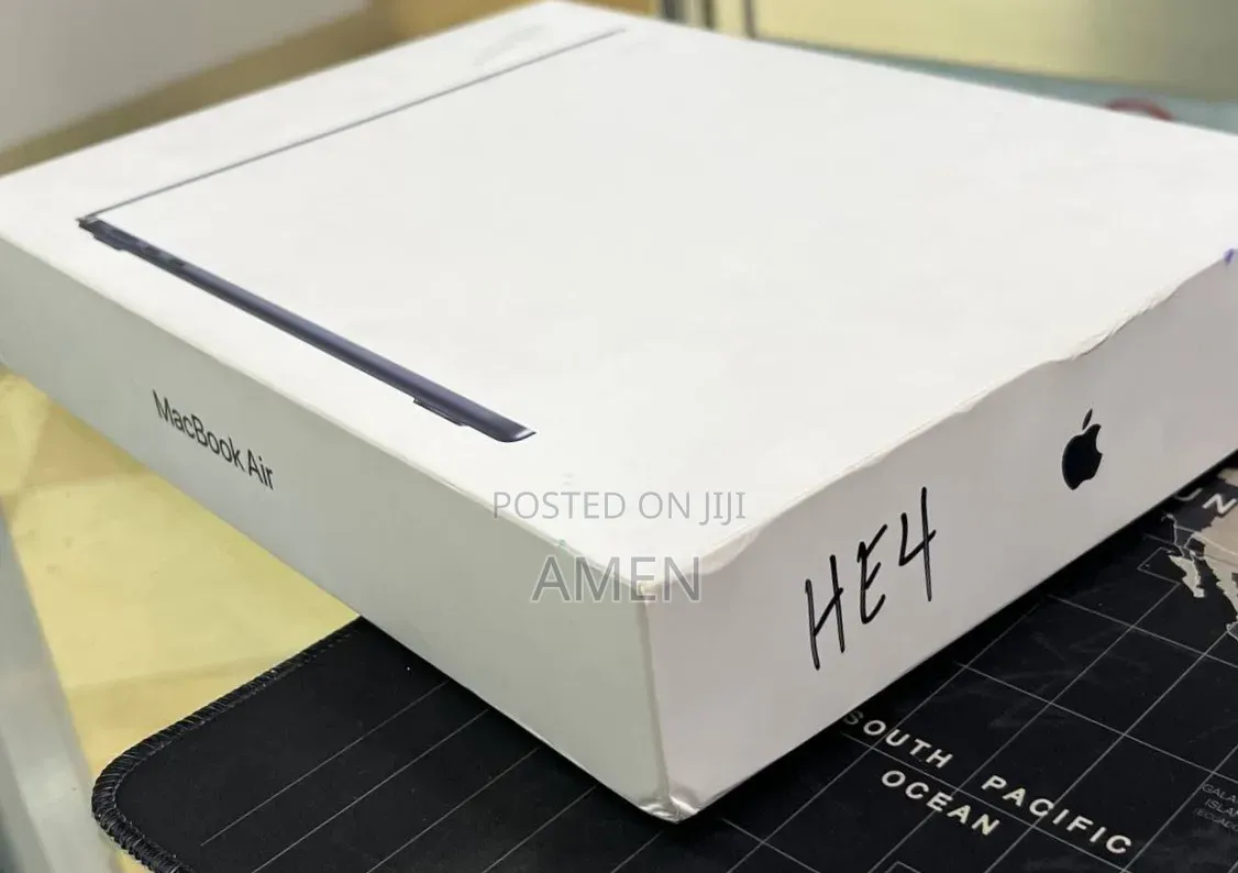 New Laptop Apple MacBook Air 2026 M5 13-inch 16GB Apple M5 SSD 512GB