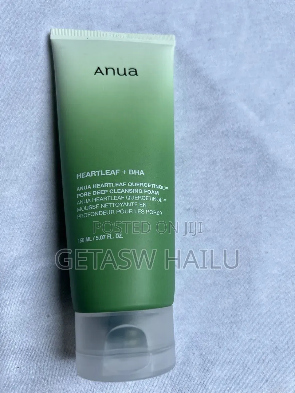 Anua Heartleaf Quercetinol Pore Deep Cleansing Foam.