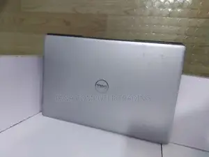 New Laptop Dell Precision 7750 32GB Intel Core i7 SSD 512GB