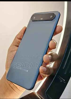 New Tecno Spark Slim 256 GB Black