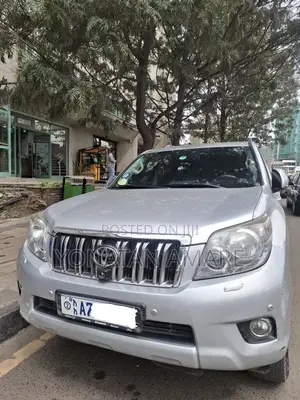 Toyota Land Cruiser Prado 2012 Silver