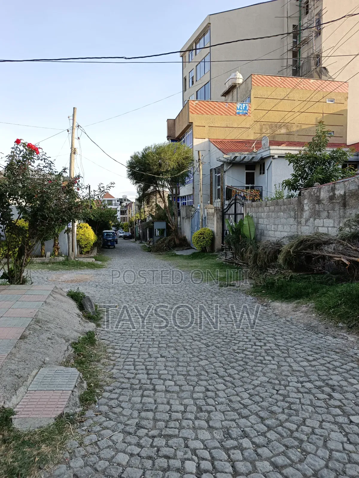 5bdrm House in Bole for sale
