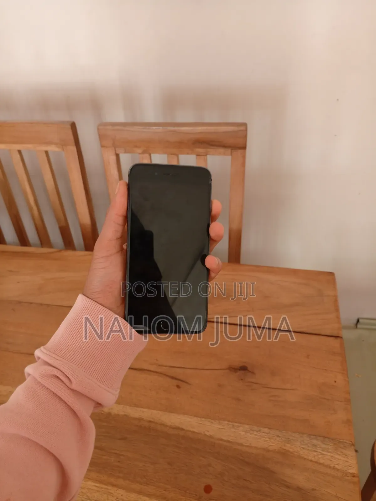 Apple iPhone 8 Plus 64 GB Black