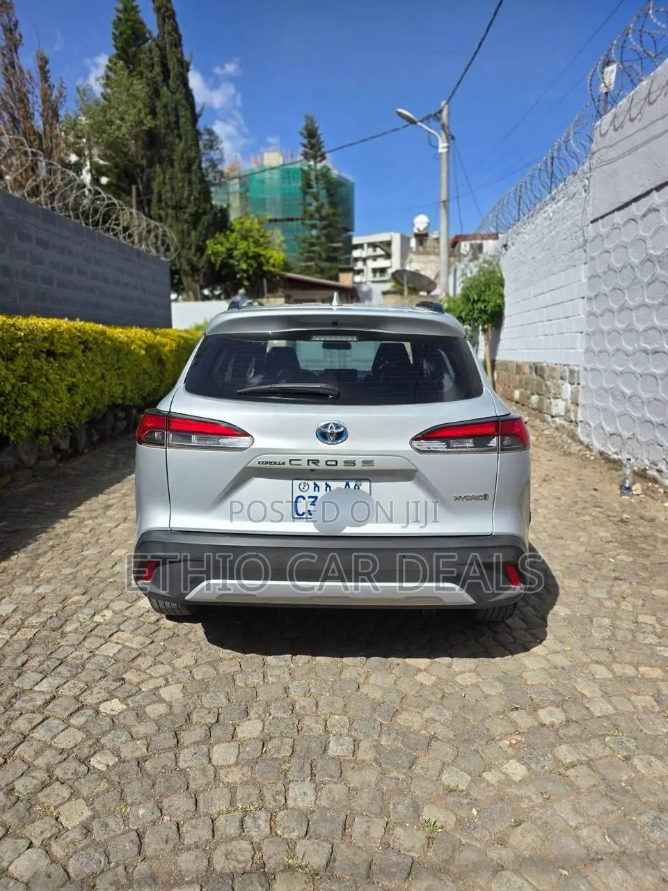 Toyota Corolla Cross Hybrid 2023 Silver