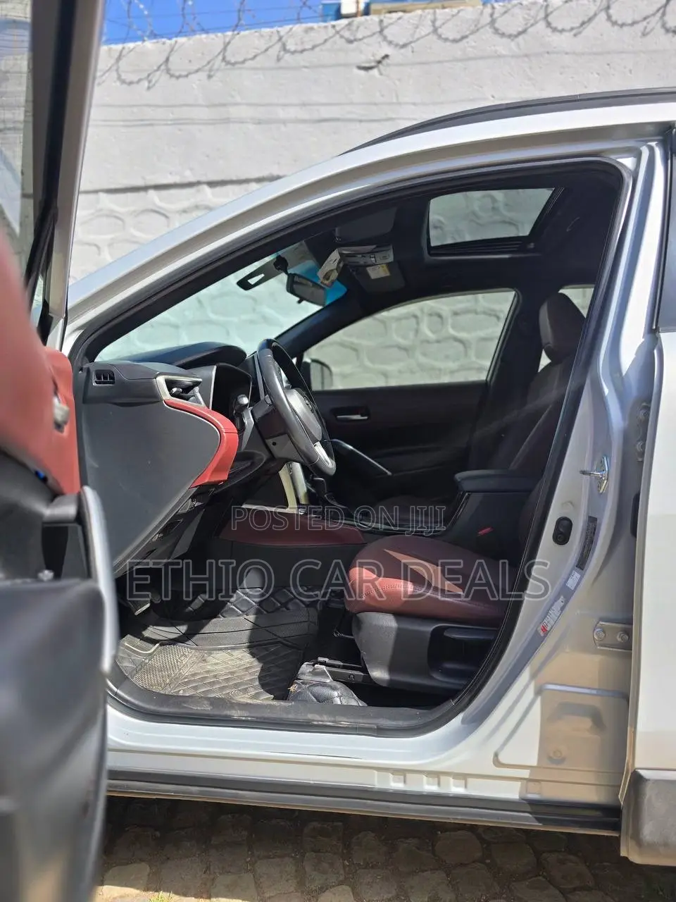 Toyota Corolla Cross Hybrid 2023 Silver