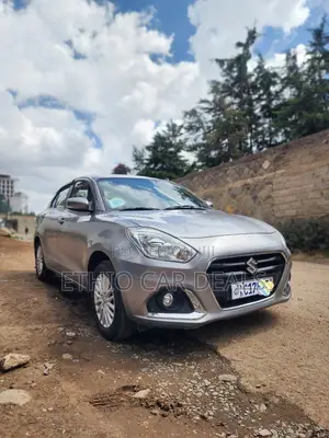 Suzuki Dzire 2022 Silver