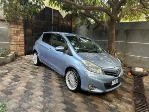 Toyota Yaris 2011 Blue