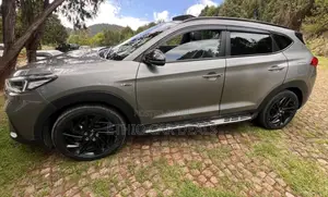 Hyundai Tucson 2018 Gray