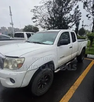Toyota Tacoma 2007 White