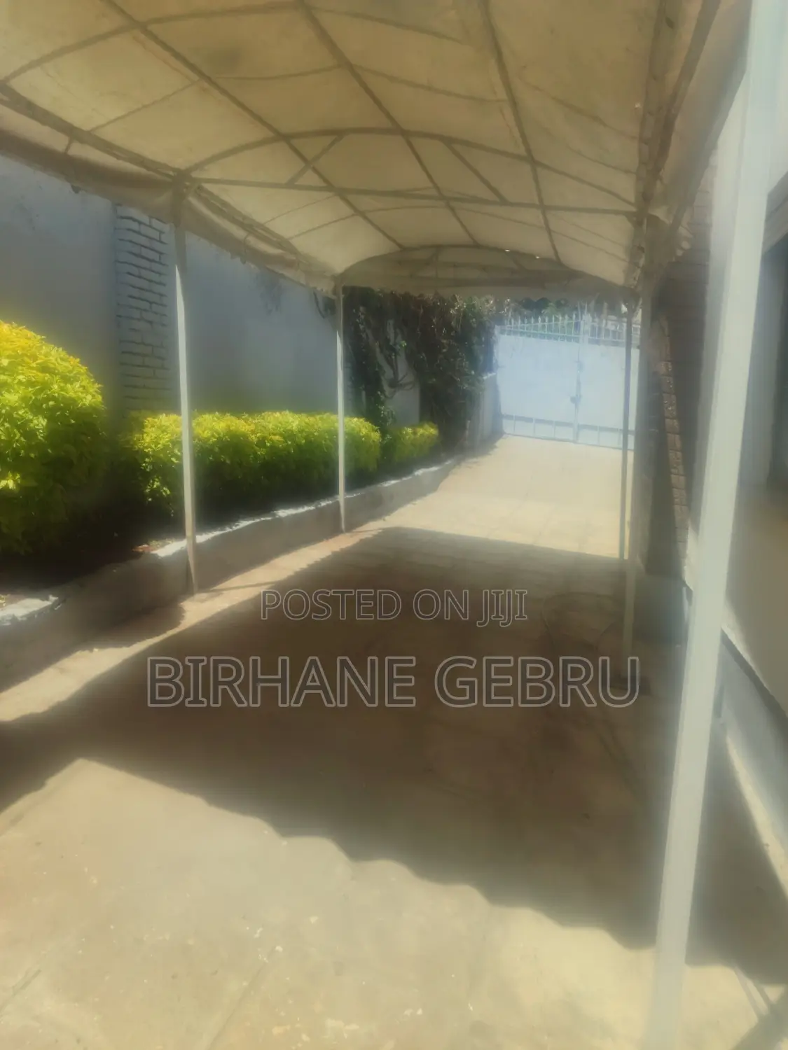 4bdrm Villa in Villa House, Bole for rent