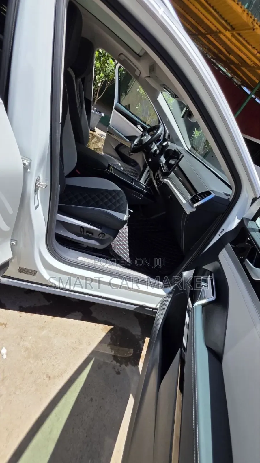Volkswagen ID.6 2024 White