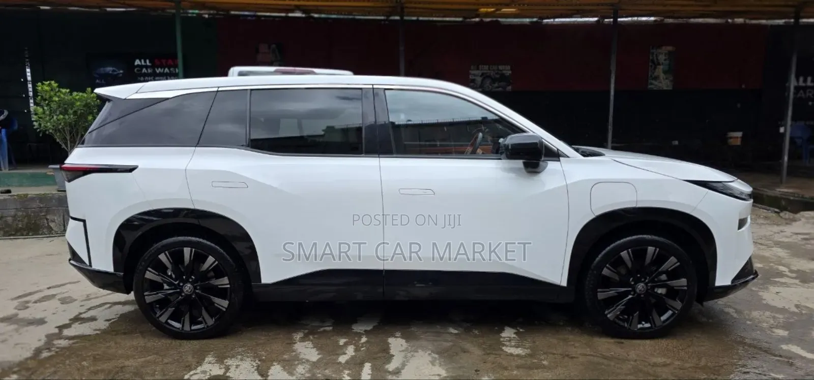 Toyota bZ3 2025 White