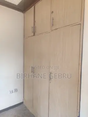 Villa House Rent for Resturant Bergery and Other