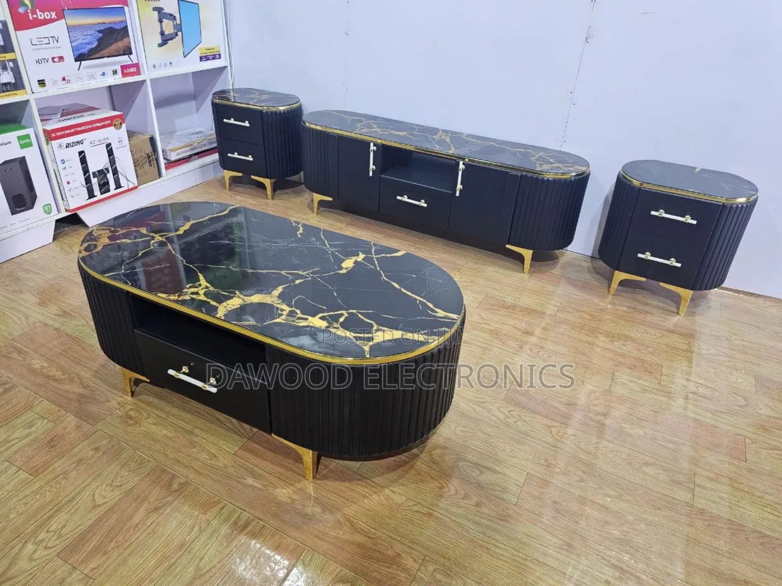 Tv Stand and Tabel