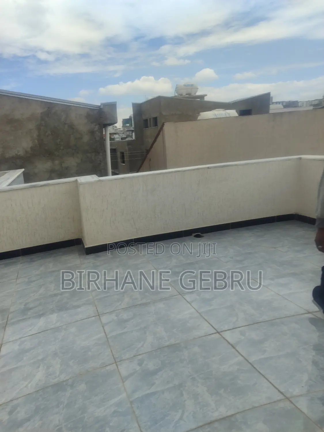 6bdrm House in G+2 House, Bole for rent