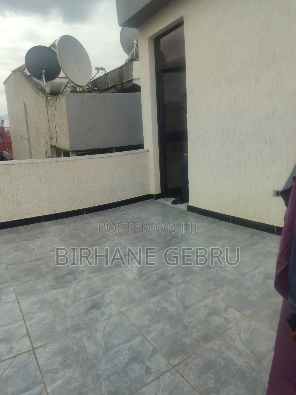6bdrm House in G+2 House, Bole for rent