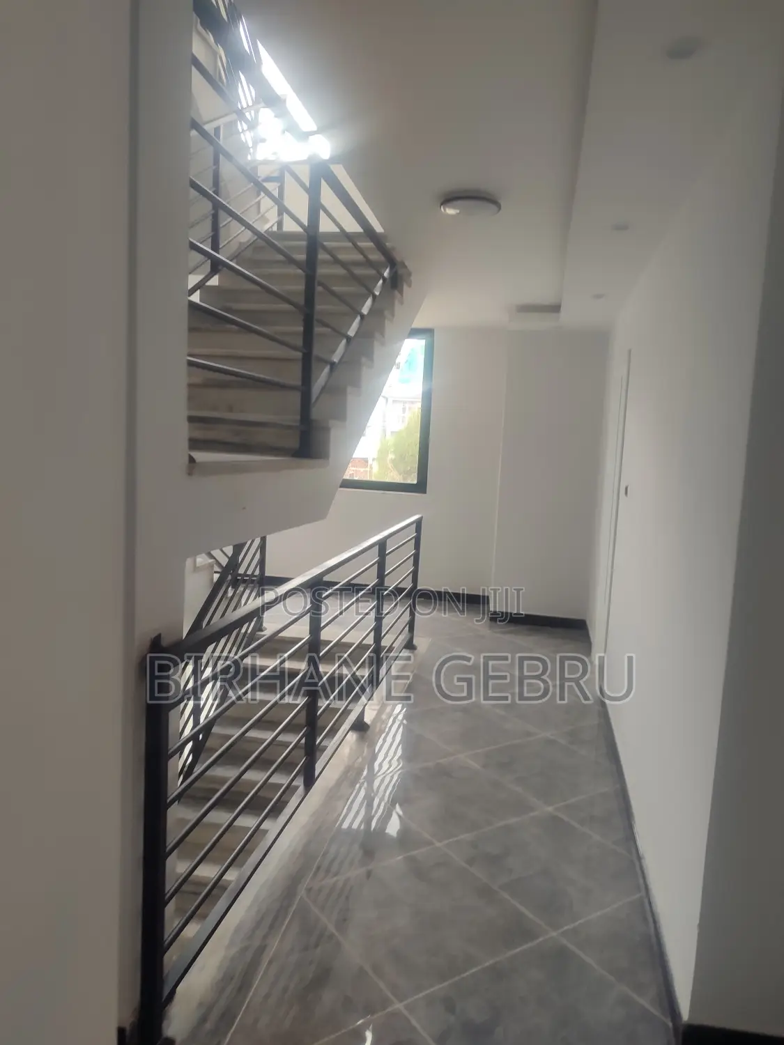 6bdrm House in G+2 House, Bole for rent